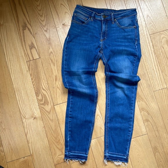 SPANX Slim-x cropped jeans eUC size Small - Picture 8 of 8